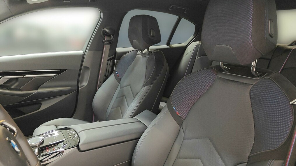 BMW Seria 5, 520