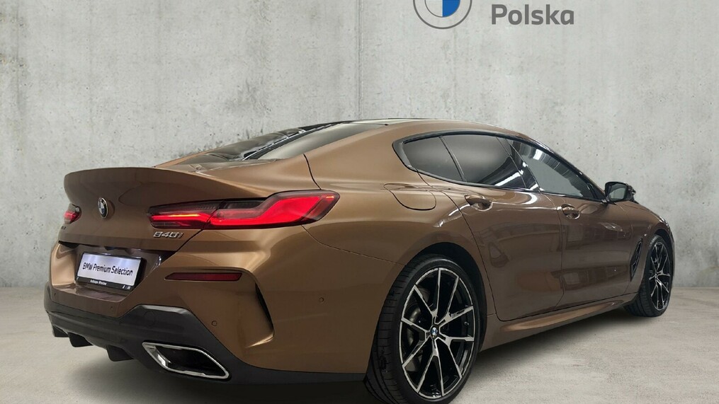BMW Seria 8 840