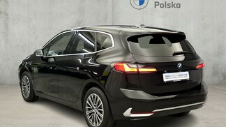 BMW Seria 2, 225