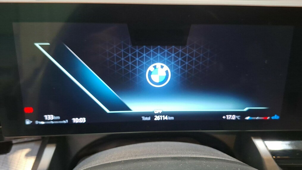 BMW Serii 5, 520