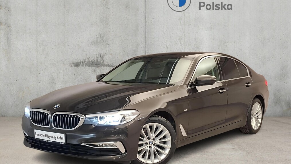 BMW Serii 5, 520