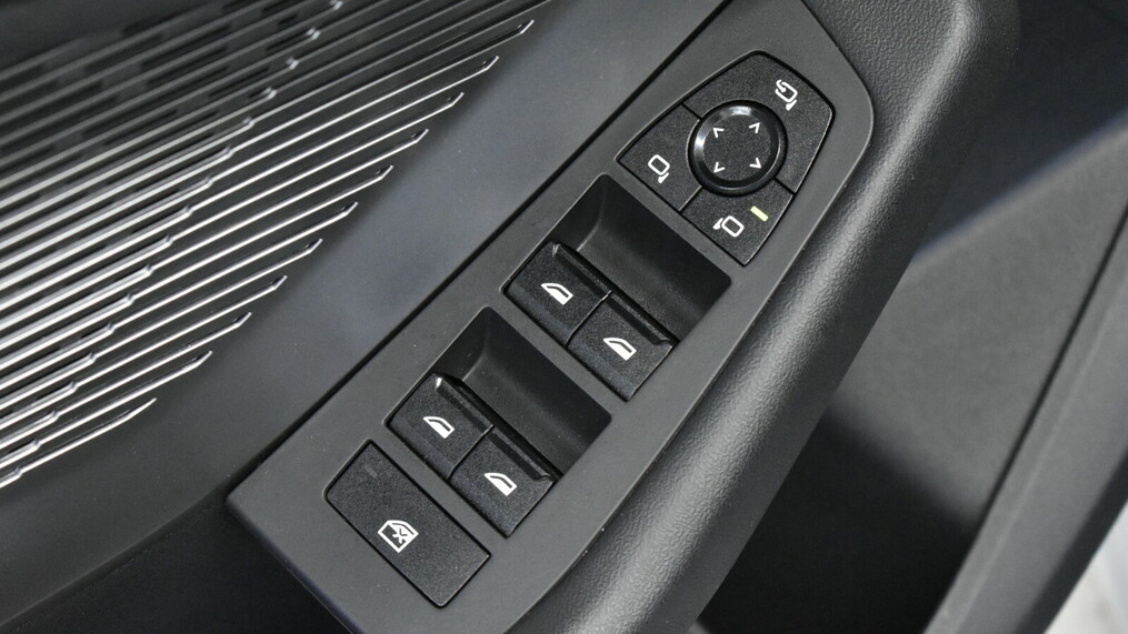 BMW Seria 1, 118