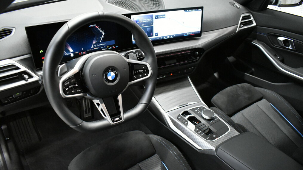 BMW Serii 3, 330