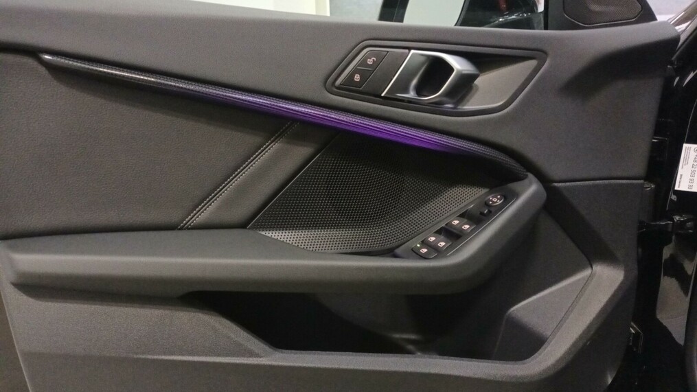 BMW Seria 2 218