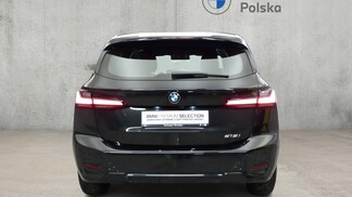 BMW Serii 2, 218