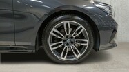 BMW Serii 5, 520
