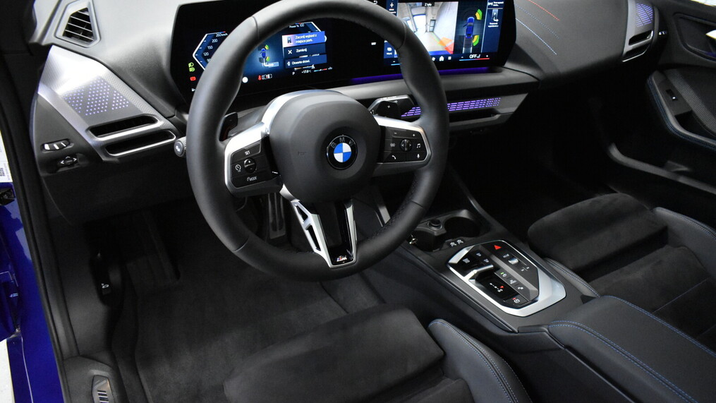 BMW Serii 2, 220