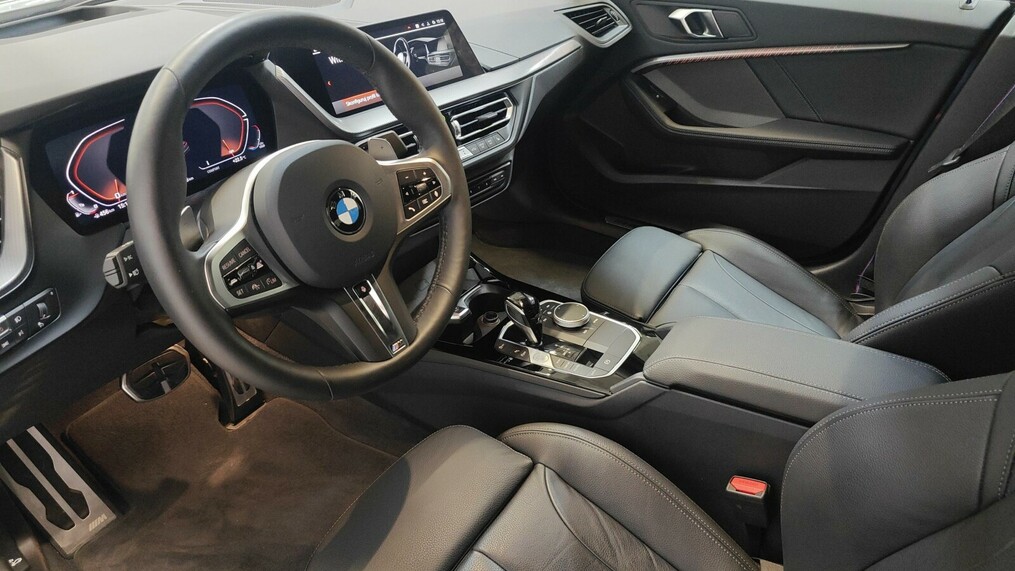 BMW Seria 2 235