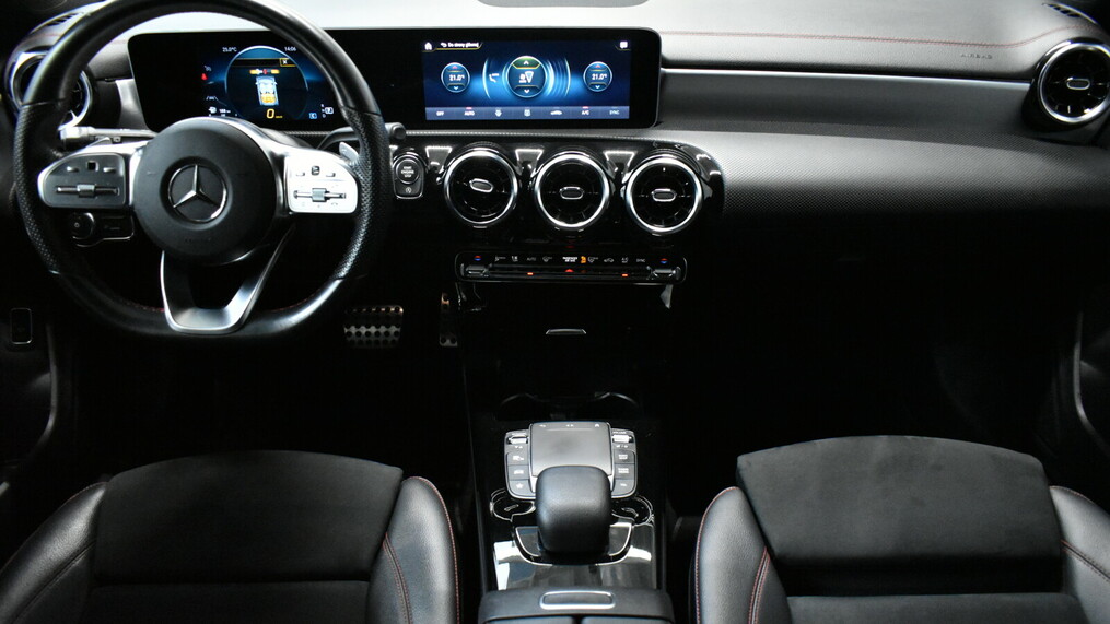 Mercedes-Benz CLA 200