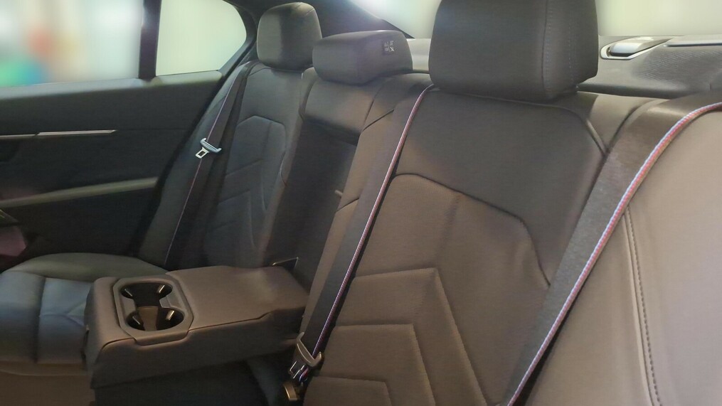BMW Serii 5, 550