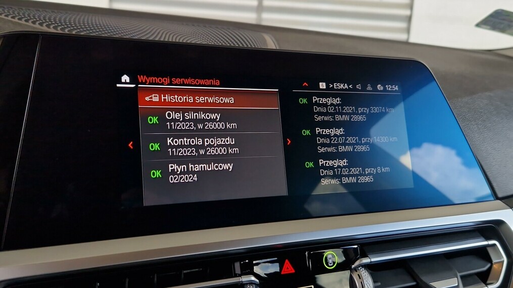 BMW Serii 3, 330