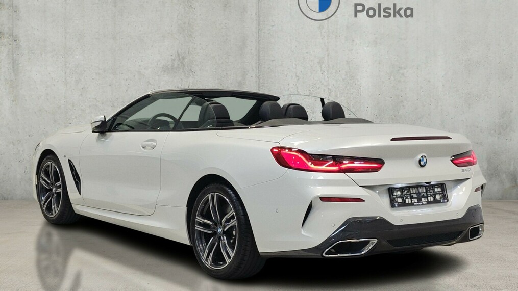 BMW Seria 8 840