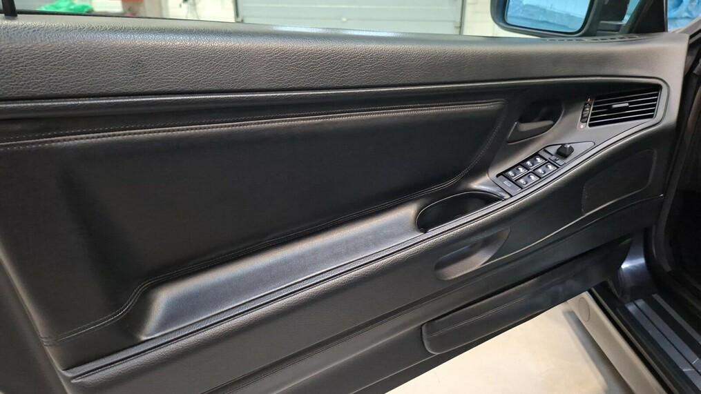 BMW Serii 8, 850