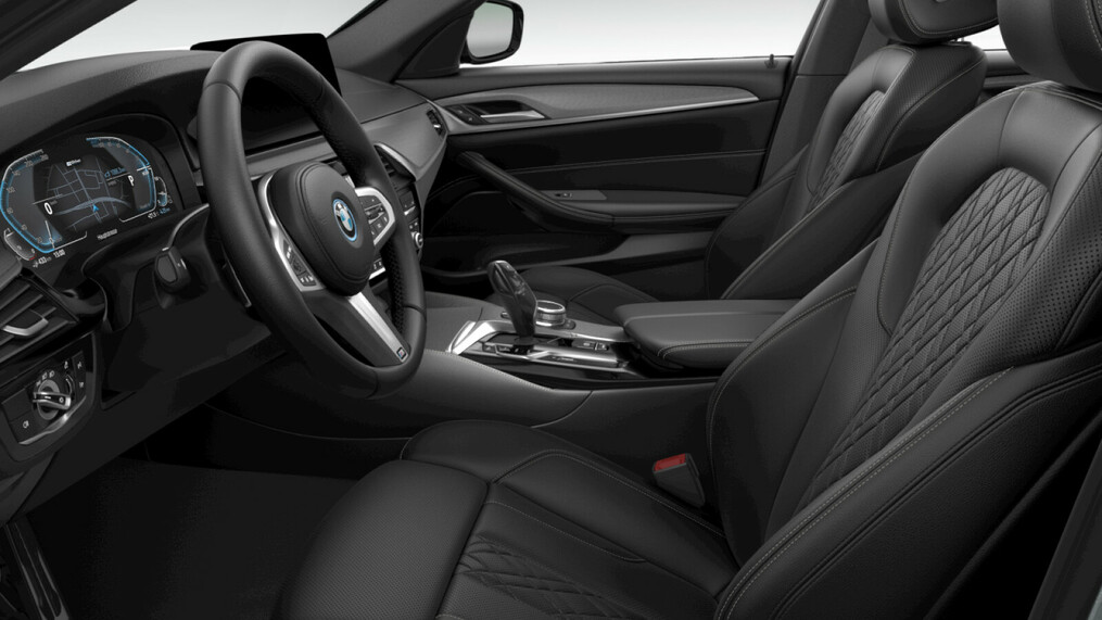 BMW Serii 5, 530