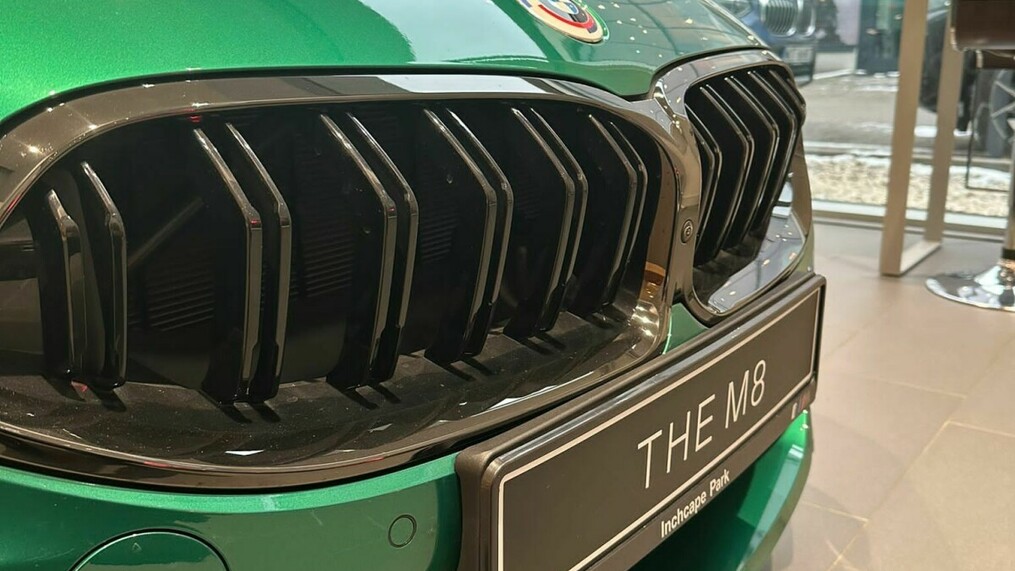 BMW Seria M8