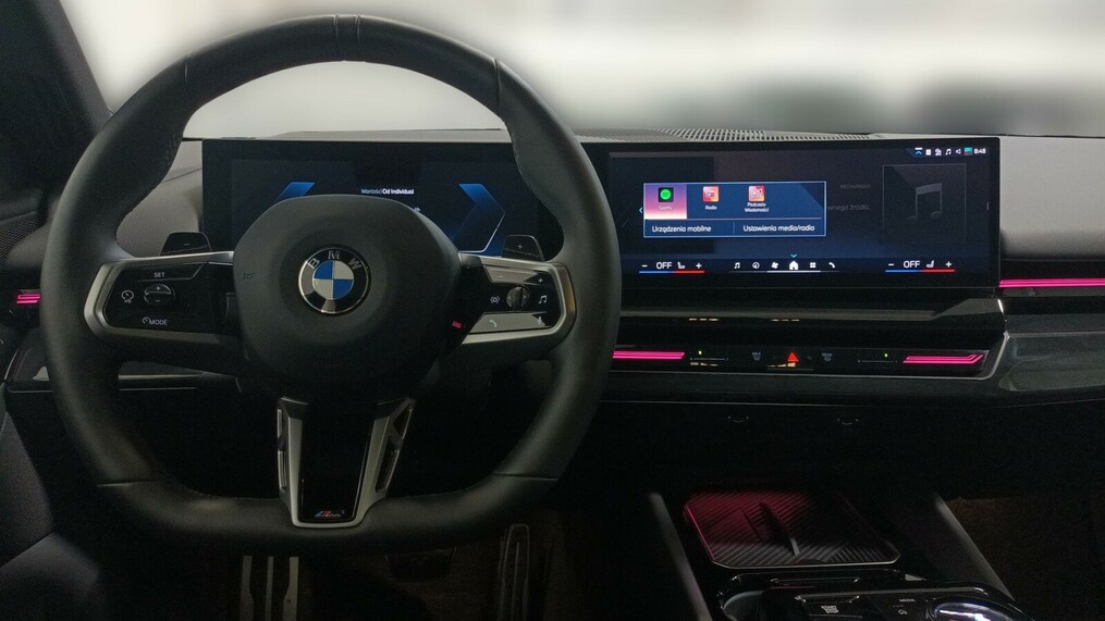 BMW Serii 5, 520