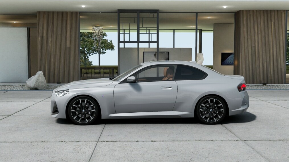BMW Serii 2, 218