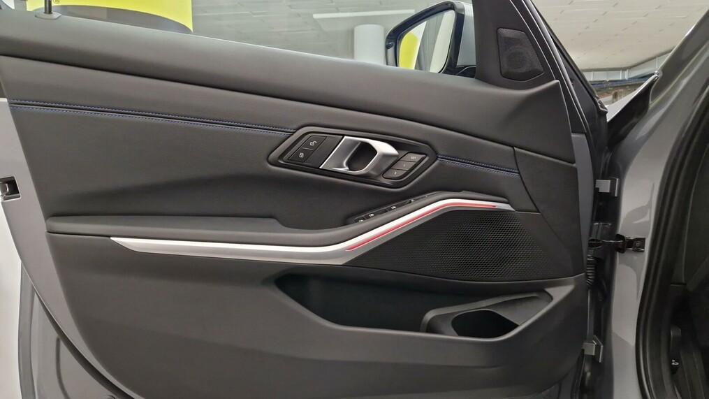 BMW Seria 3 320