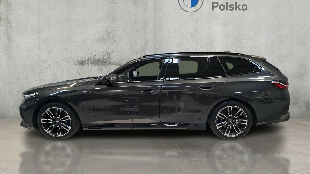 BMW Serii 5, 520
