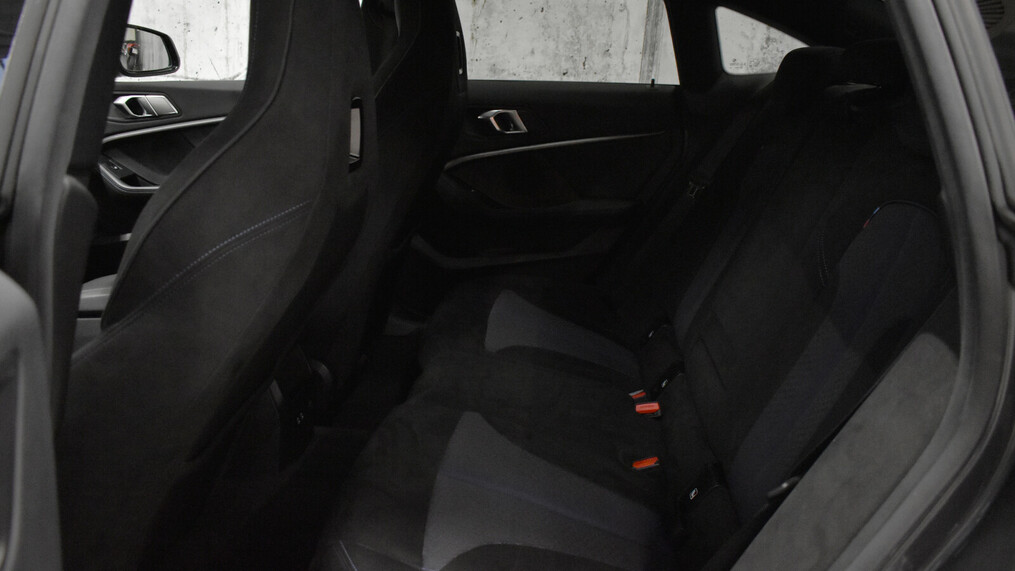 BMW Seria 2 218