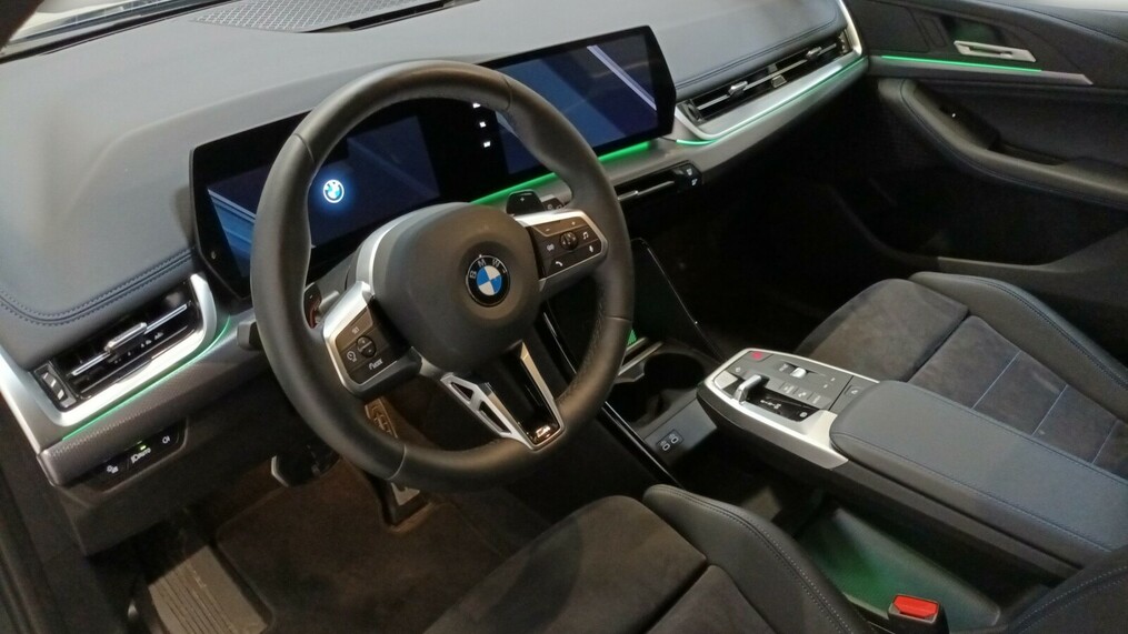 BMW Seria 2 218