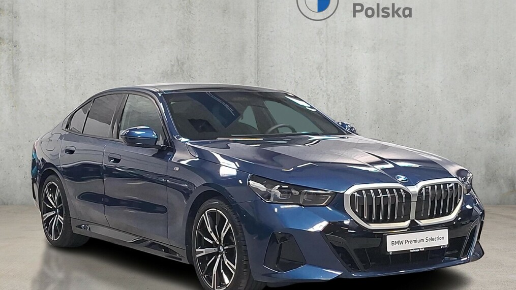 BMW Serii 5, 520