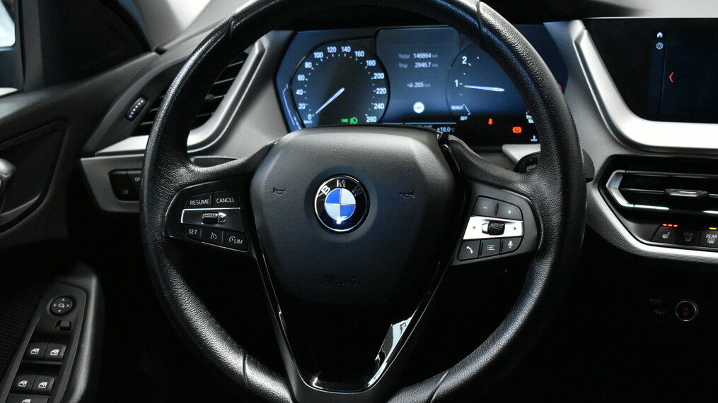 BMW Serii 1, 118