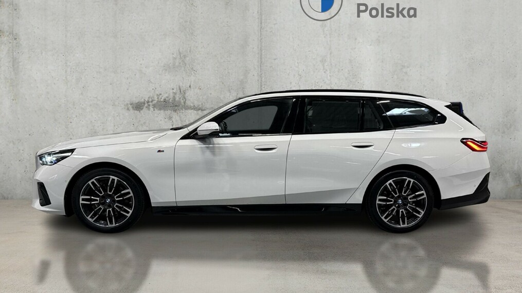 BMW Serii 5, 520