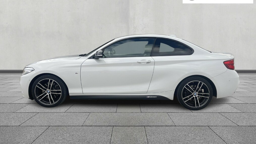 BMW Seria 2 230
