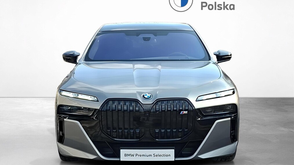 BMW Serii 7, 760