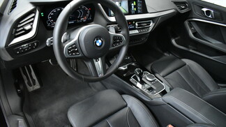 BMW Seria 2, 235