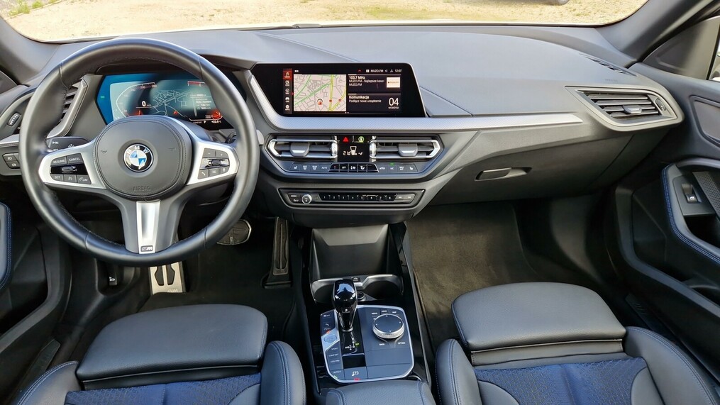 BMW Seria 2 218