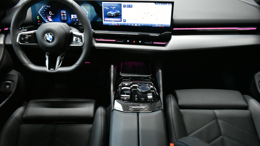 BMW Seria 5, 520