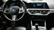 BMW Seria 3, 330