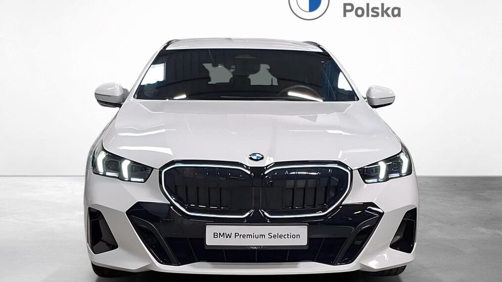 BMW Serii 5, 520