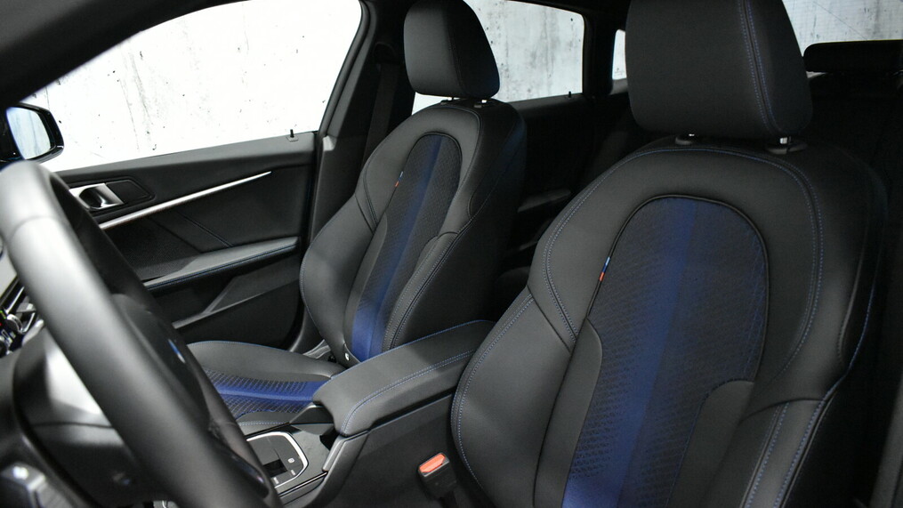 BMW Seria 2 218