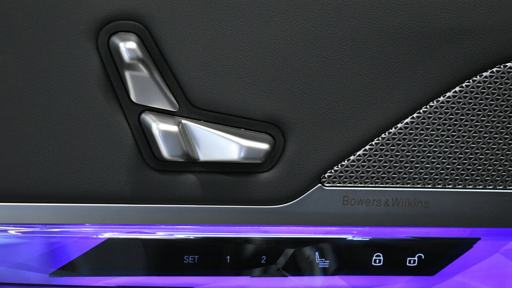BMW Serii 7, 740