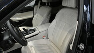 BMW Serii 7, 740
