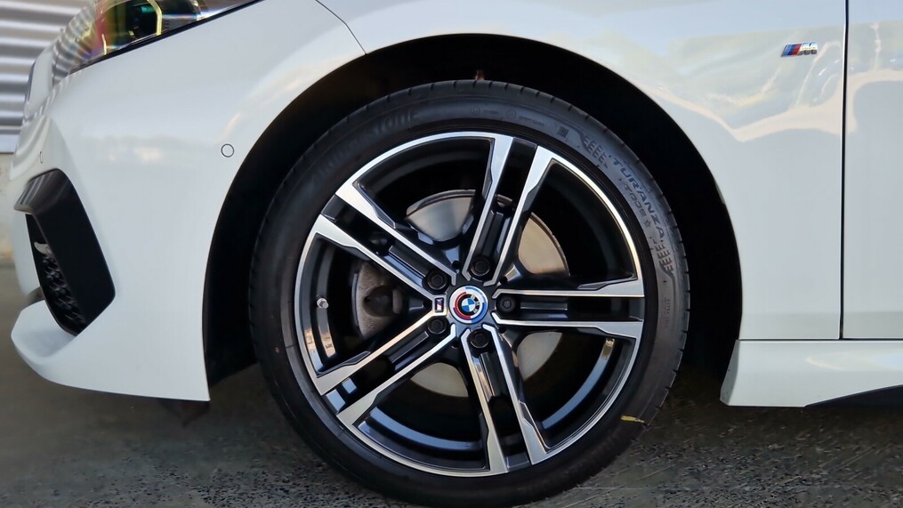 BMW Seria 2 218