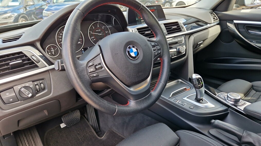 BMW Seria 3 318