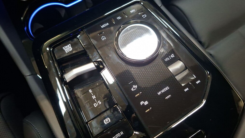 BMW Serii 5, 550