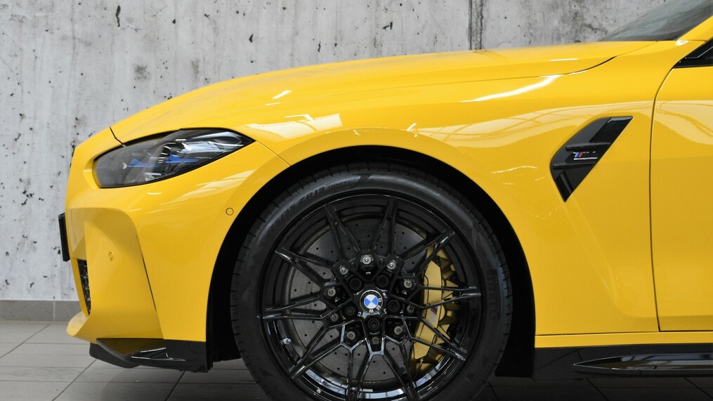 BMW Seria M4