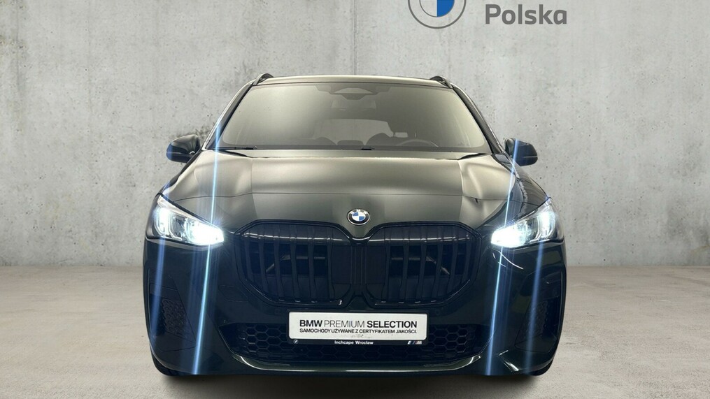 BMW Serii 2, 218
