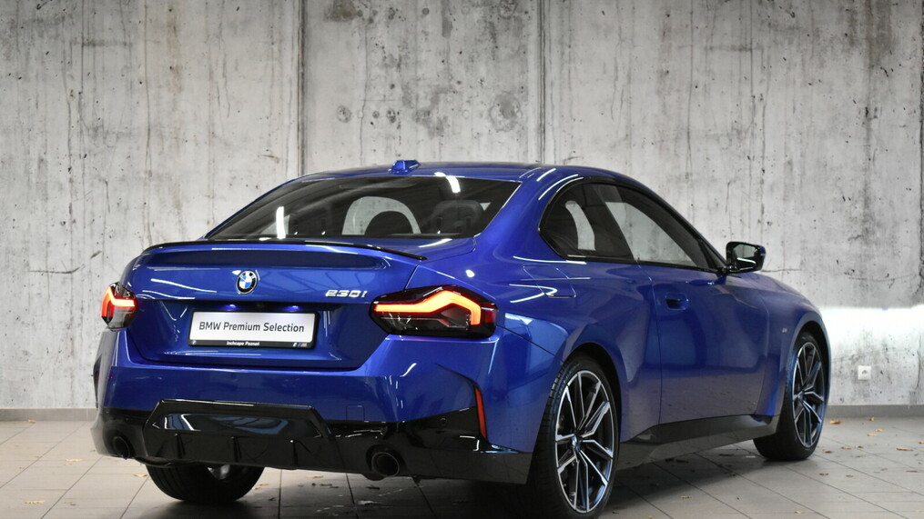 BMW Serii 2, 230