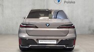 BMW Serii 7, 740