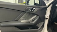 BMW Seria 2, 218