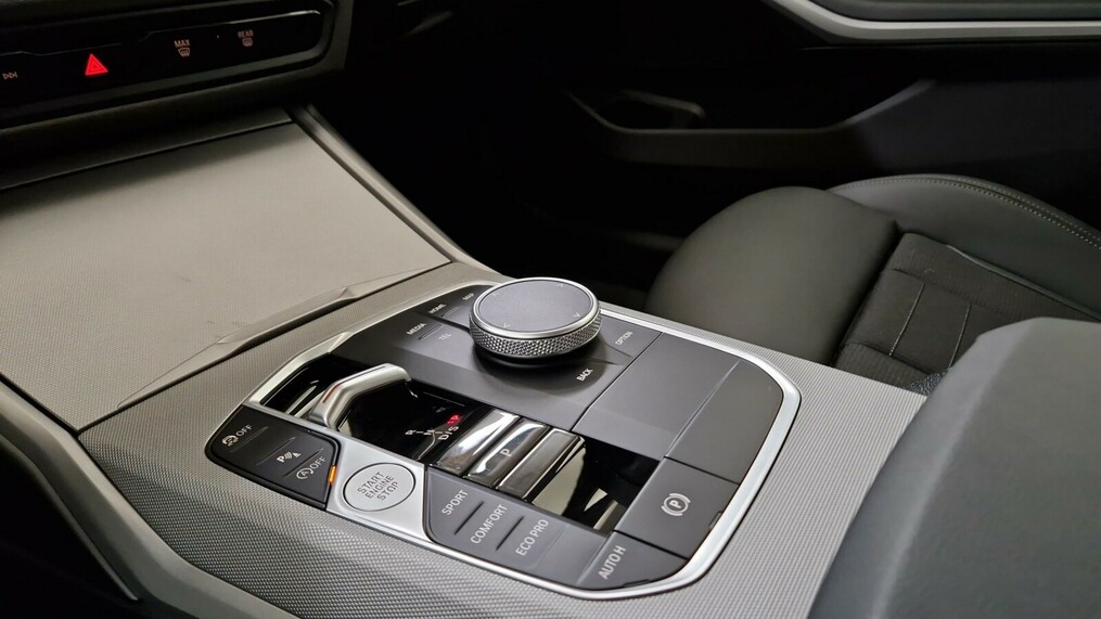 BMW Seria 3 318