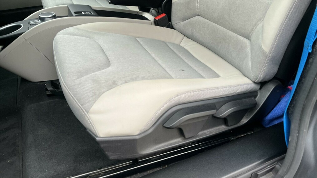 BMW Seria I3