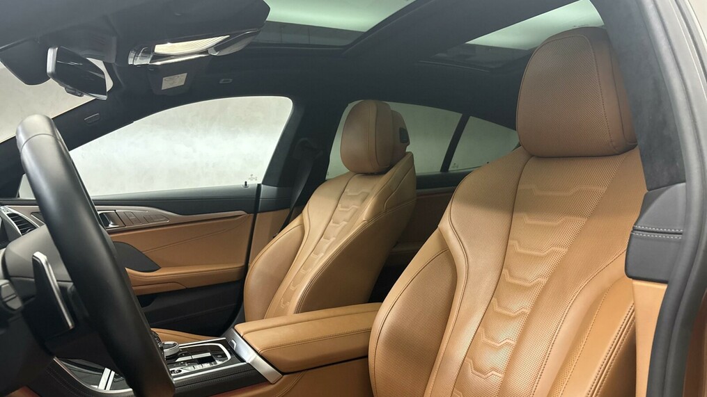 BMW Seria 8 840