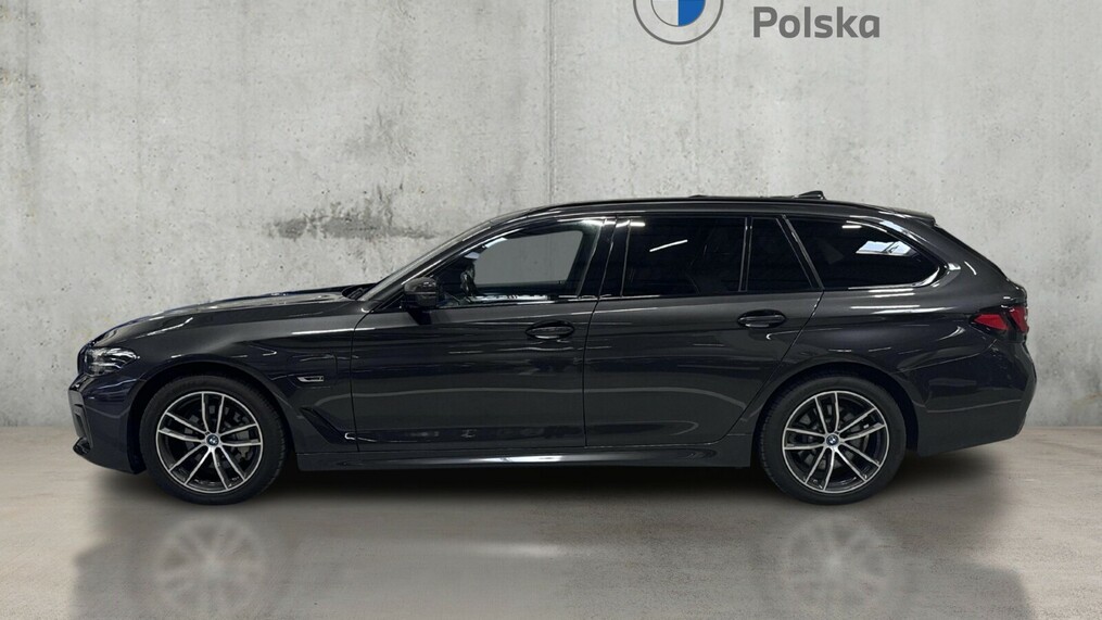 BMW Serii 5, 530